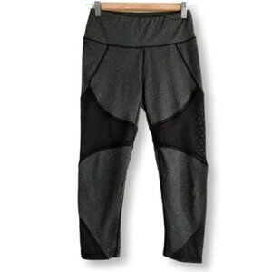 BCBG MAXAZRIA Athletic Capri Leggings Mesh Insert Panels Sz S